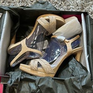 Vince Camuto stiletto